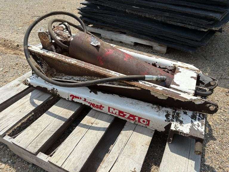 Midwest M-7-10 Hoist image