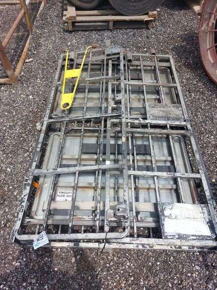 Collapsible Metal Cart w/ Wheels
