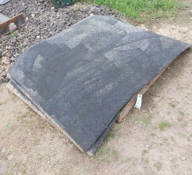 (3) Rubber Stall Floor Mats
