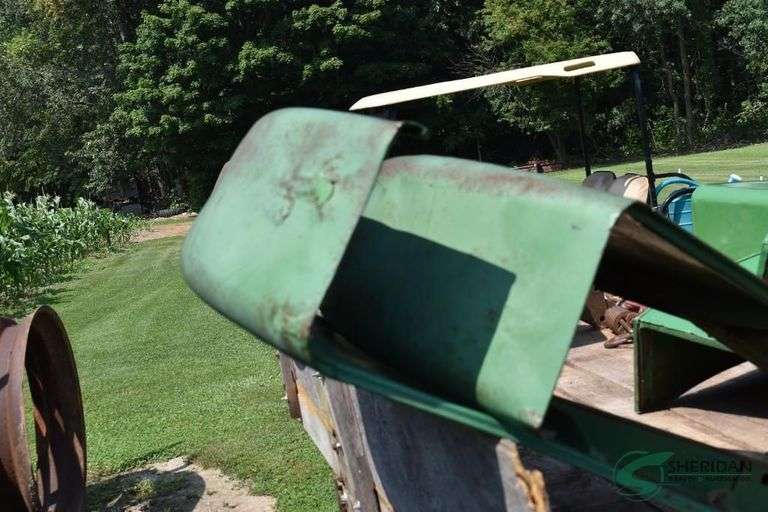 John Deere Fenders- Fits A, B, G
