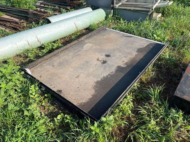 Caroglide CG1500 HD slide out tray 75" long 49" wide, row:11 image