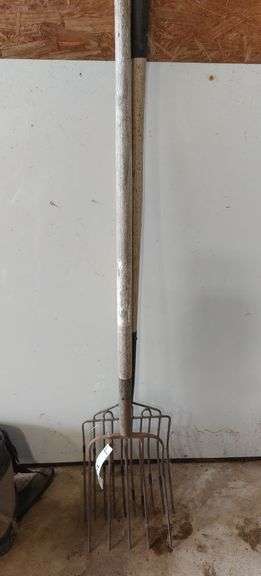 (2) Pitch Forks
