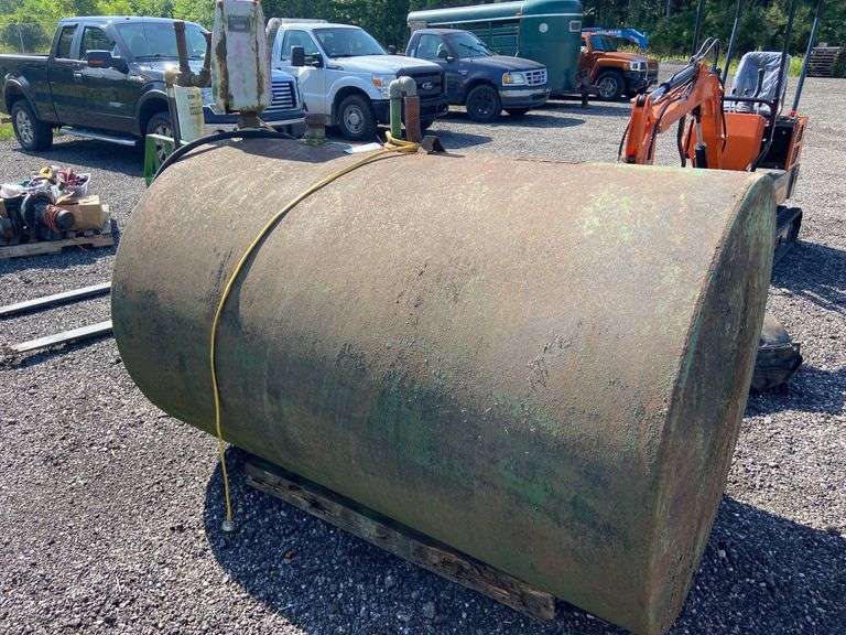 500 gallon diesel fuel tank with electric pump works