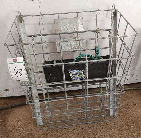 Rugged Ranch Goat Feeder