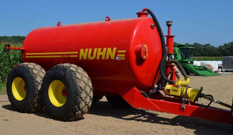 NUHN 3700 Liquid Manure Spreader