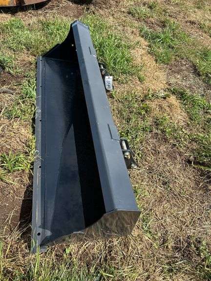 66" material bucket, owner states unused, row:11 image