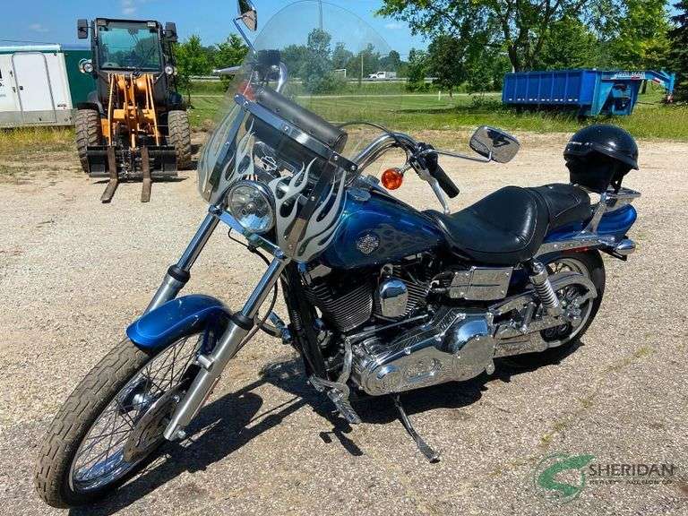 2005 Harley-Davidson Dyna Wide Glide Motorcycle