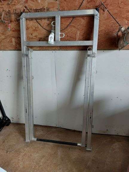 Weaver Leather Stall Chute