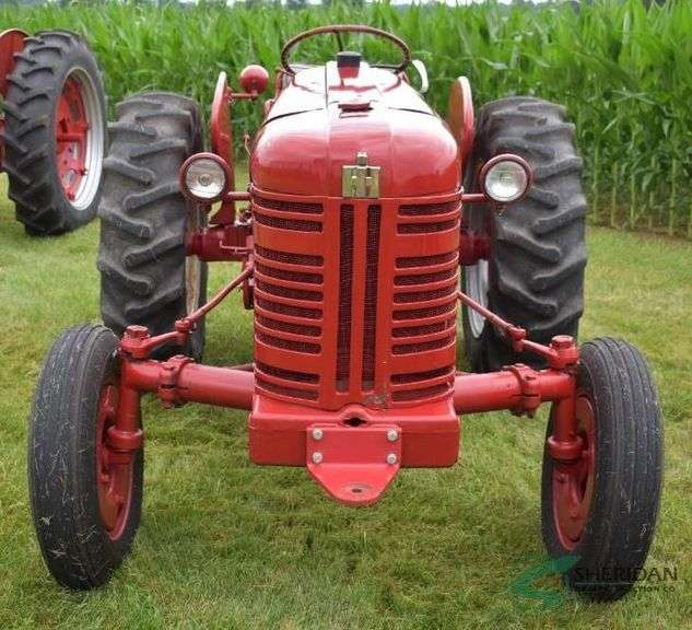 1955 International "300-U"           Utility Tractor