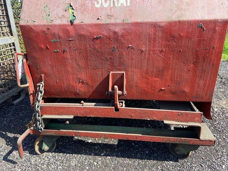 Tilt dumpster on wheels
