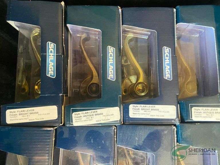 Numerous New hardware items TOTES NOT INCLUDED