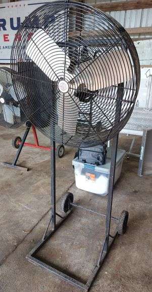 Sullivan Supply Turbo Livestock Fan on Wheeled  Cart