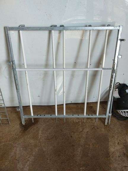 Lamb Creep Gate