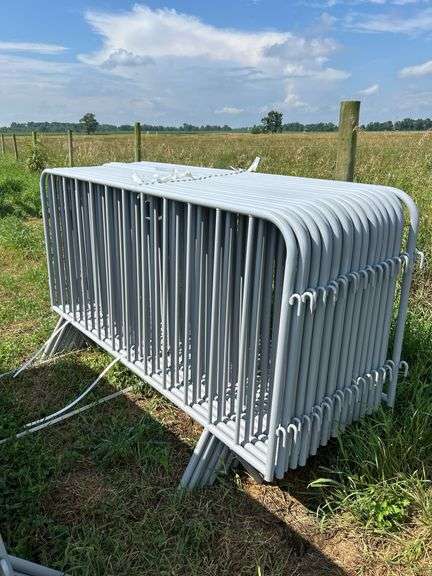(20) pieces of crowd control fence 48" tall & 80" long sections, row:11 image
