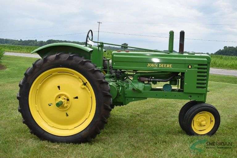 1940 John Deere "B" Tractor
