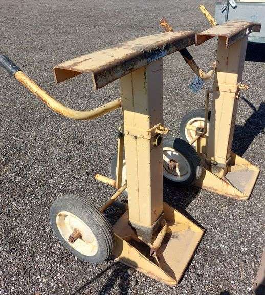 (2) Semi Trailer Jacks image