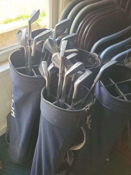 Rental Clubs and golf bags image