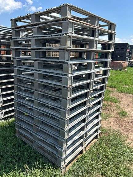 (15) Metal Pallets 40" x 39", row:8 image
