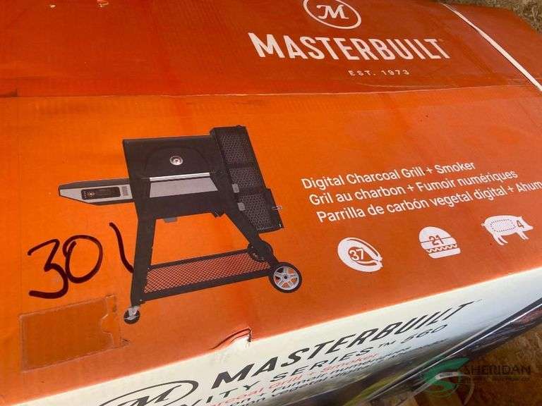 Charcoal grill/smoker