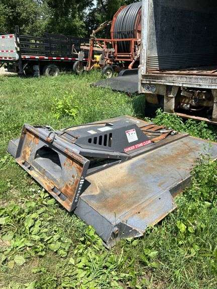 Bradco 78" High-Flow Brush Hog for Skid Steer WITH Extra Blades, row:2