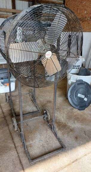Sullivan Supply Turbo Livestock Fan on Wheeled  Cart