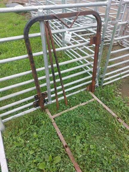 Stall Chute