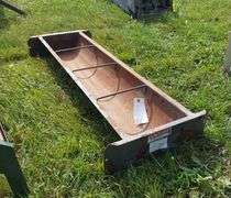 Behlen Metal Feeder
