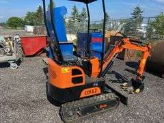 AGT QH12 mini excavator with only 6 hours