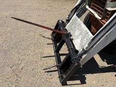 IH Utility 656 w/ Loader, Hay Fork, Bucket, & Pallet Fork