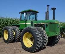 John Deere 8640