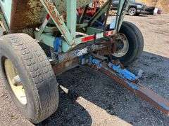 Parker 2600 Gravity Wagon on running gear, Shur-Loc roll over tarp