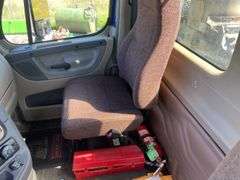 2010  FREIGHTLINER  Cascadia