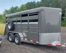 2024 Valley Trail Livestock trailer