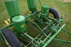 John Deere 2 Row Corn Planter