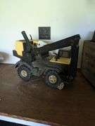 Kid play trucks