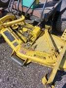 John Deere F935 Front-Mount Lawn Mower