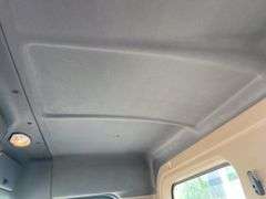 2010  FREIGHTLINER  Cascadia