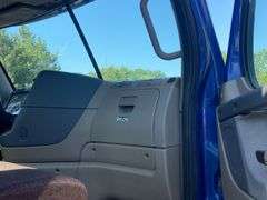 2010  FREIGHTLINER  Cascadia