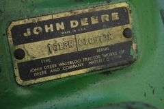John Deere 4320