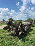 New Idea Manure Spreader: Row 3