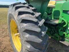 John Deere 4320 tractor, synchro shift, 12 volt, 1000/540 PTO, dual outlets, hour meter not functional, S/N - T613R 012952R