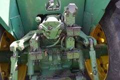 John Deere 8640