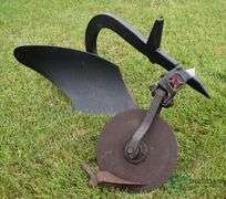 IHC 1 Pt. Fast-Hitch Plow