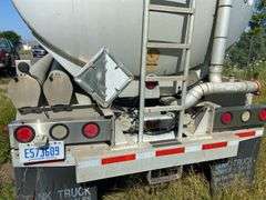 2002 Polar Tank Trailer