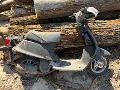Yamaha 50 Scooter