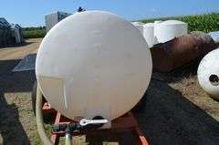1000 Gallon Nurse Tank w/ Transfer Pump