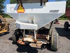 Wilmer 500 Fertilizer Spreader