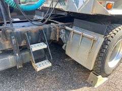 2010  FREIGHTLINER  Cascadia