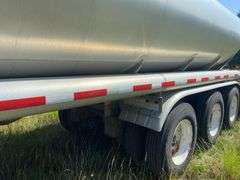 2002 Polar Tank Trailer