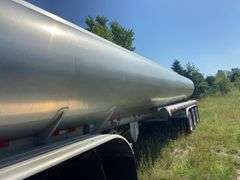 2002 Polar Tank Trailer